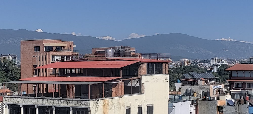 Hotel Nepalaya 5/73