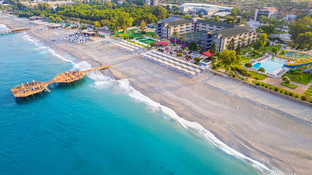 Senza Sunset Beach Hotel 80/87