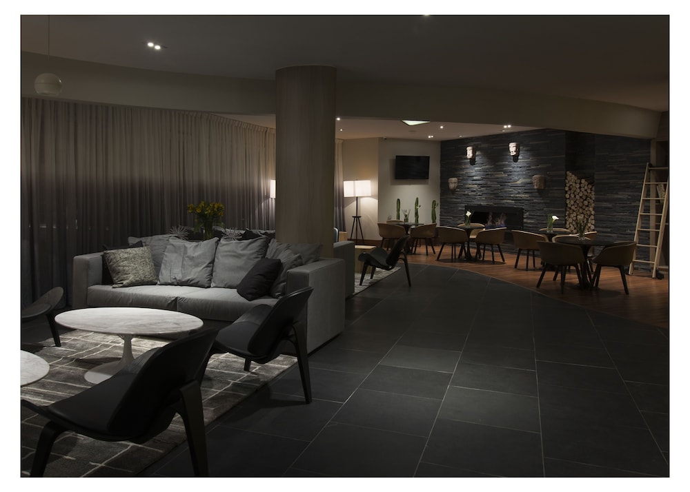CASA GRANDE SUITES 27/42