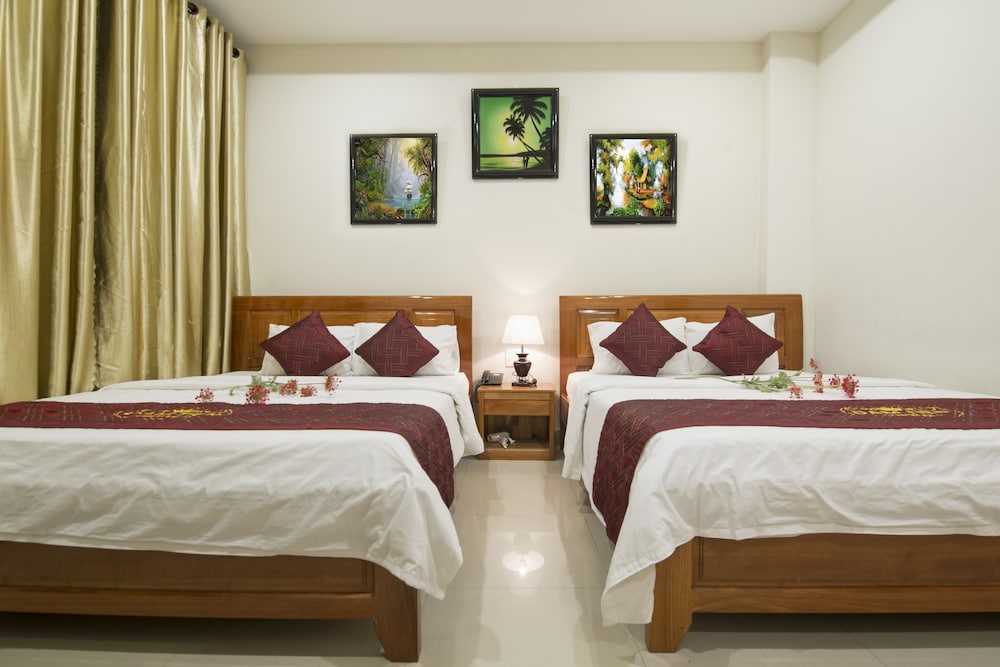 Dam Tien Hotel 34/50