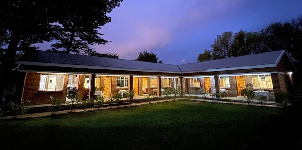 Village Lodge Harrismith 3/50