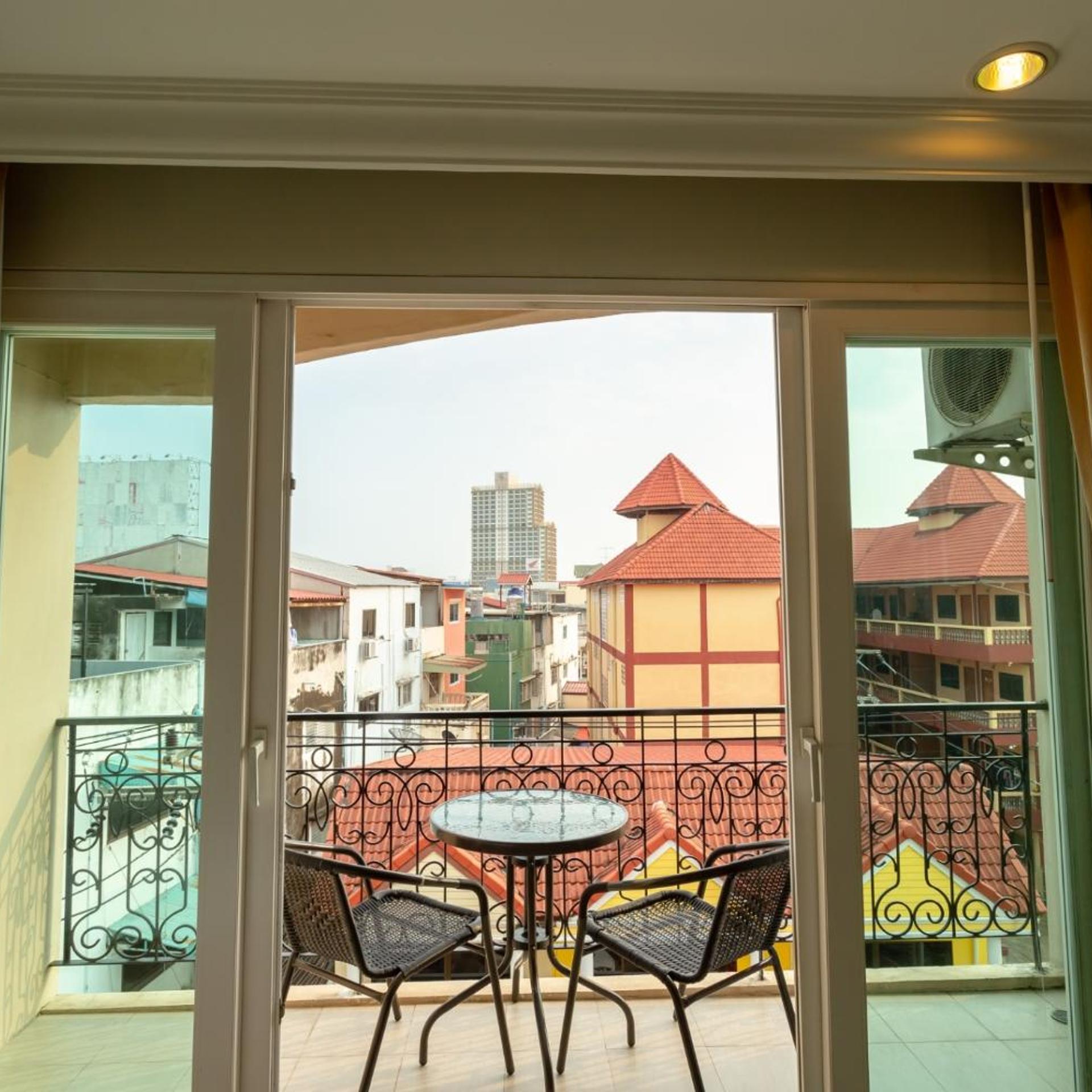 Ivory Palace Hotel 38/50