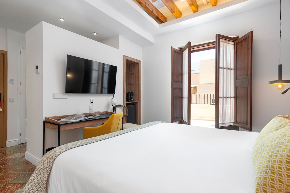 غرفة حصرية بسريرين منفصلين بشرفة، Hotel Can Quetglas 2/10