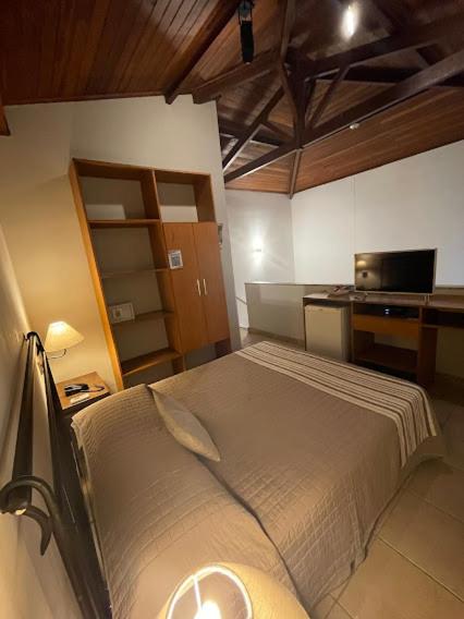 Hotel Vila Serrana 14/53