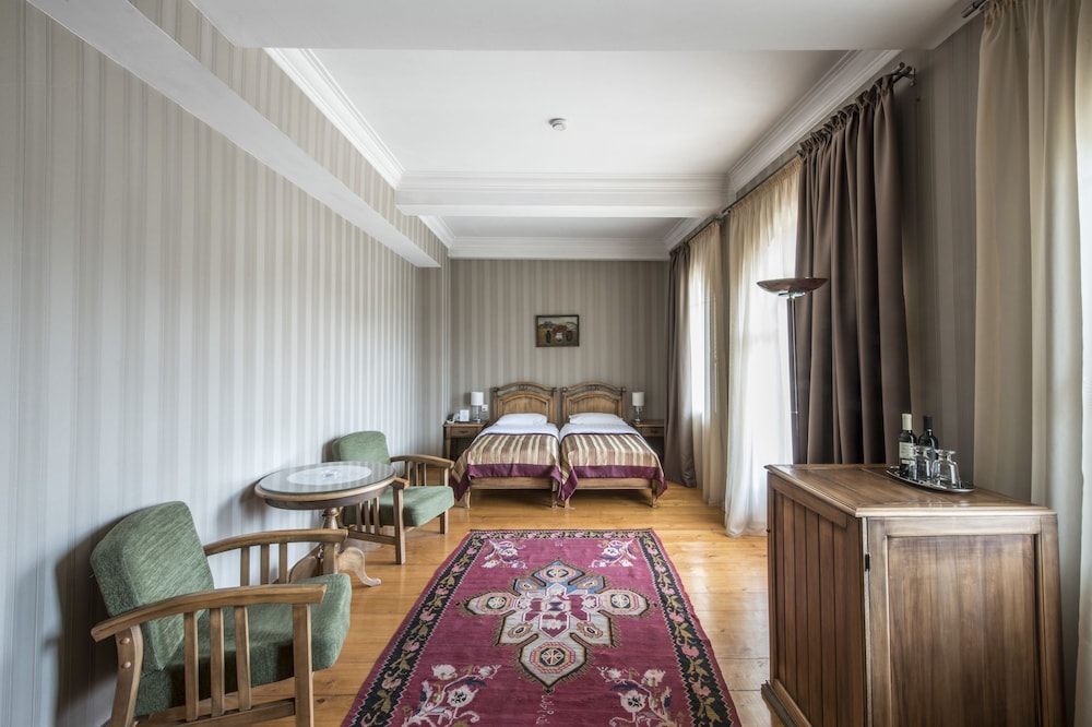 Kopala Hotel 39/55