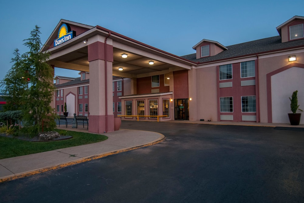 Days Inn by Wyndham Pauls Valley 3/21