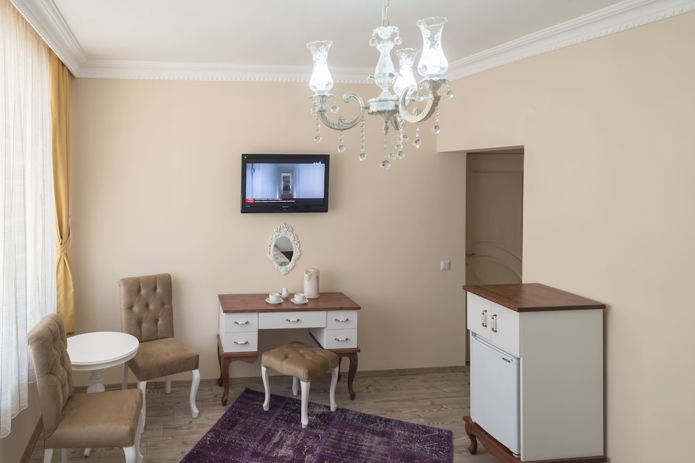 Ozmen Otel 43/44