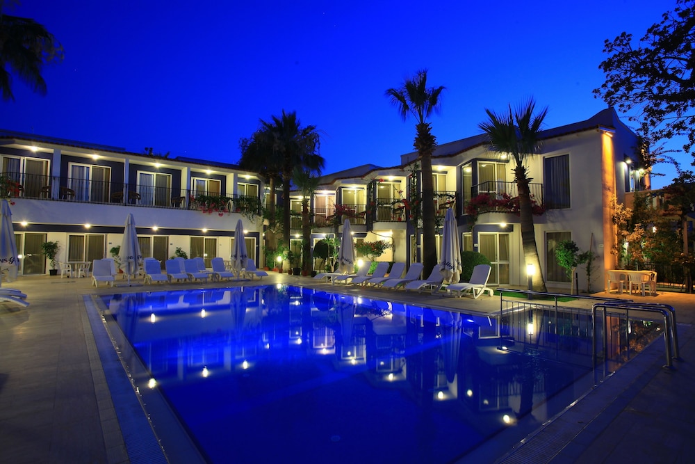 Catamaran Hotel 29/55