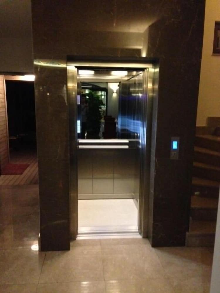 SULTAN MEHMED HOTEL 12/42