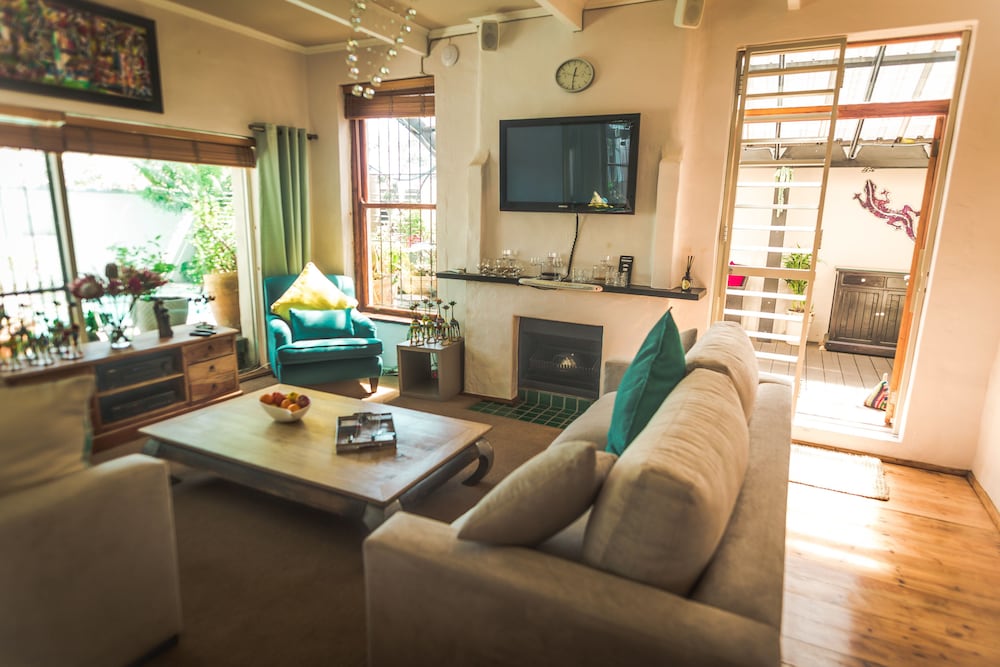 Point B Guest House 48/75