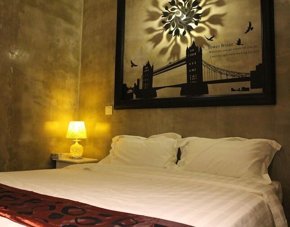 Just In Hotel 6/29