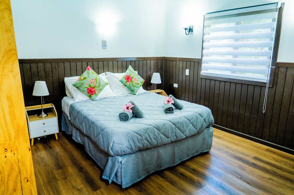 Hotel Y Cabanas Henua Iti 11/50