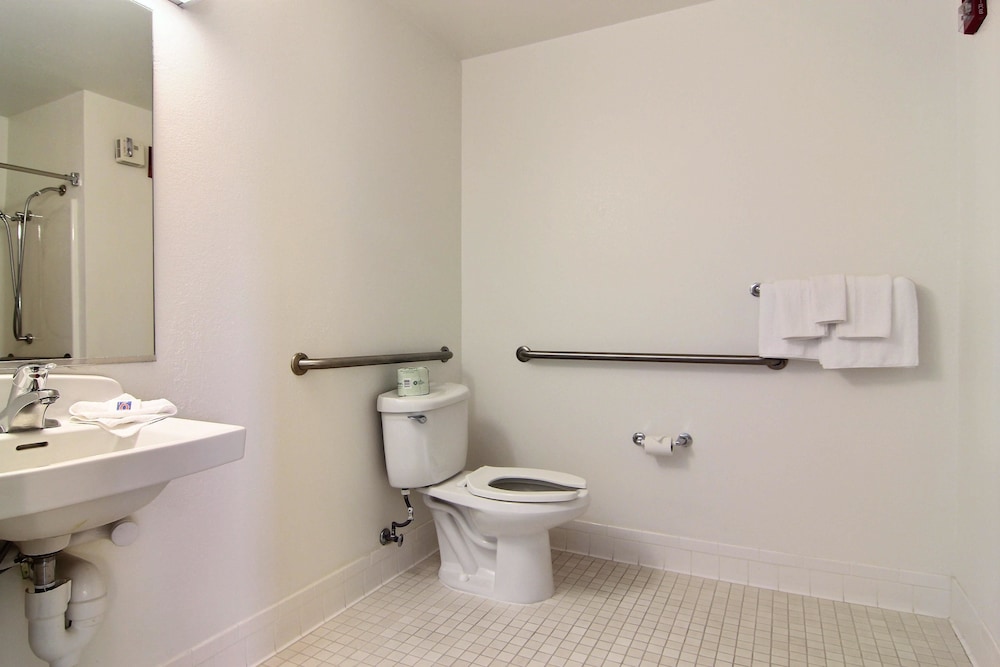 Motel6 Albuquerque, NM - North 22/62