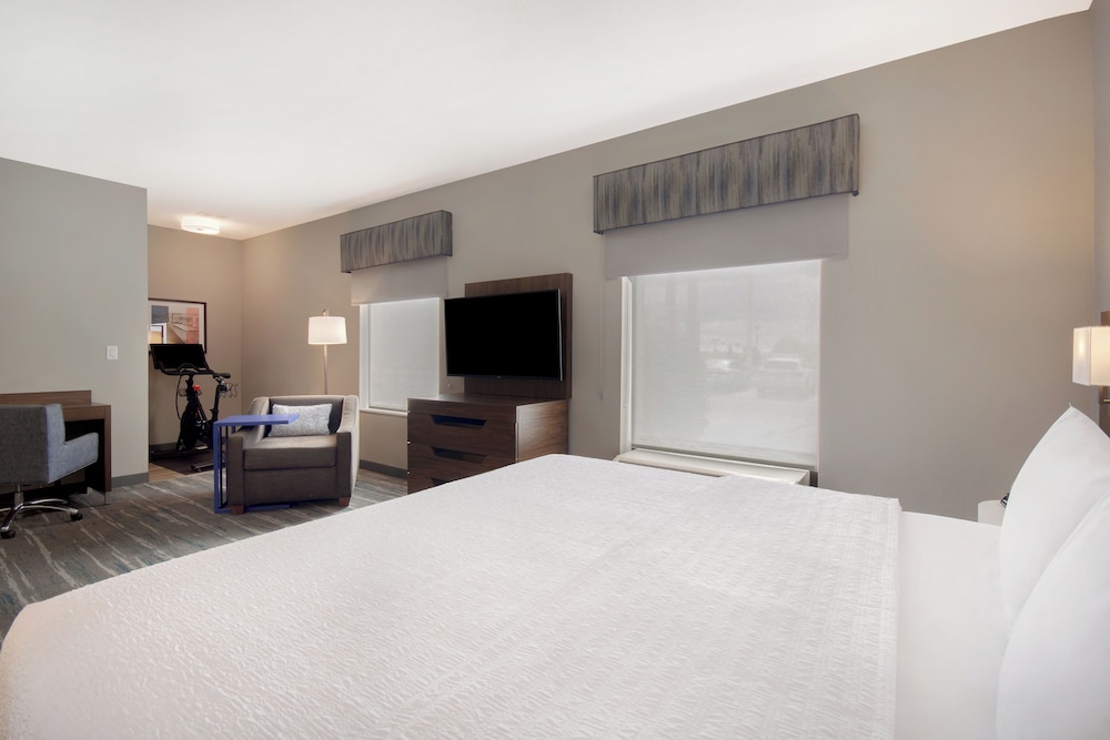 Fitness, King Bed