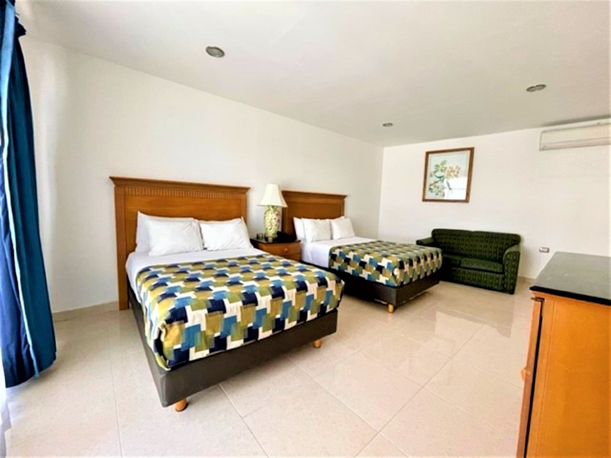 SUPERIOR, DOUBLE BED