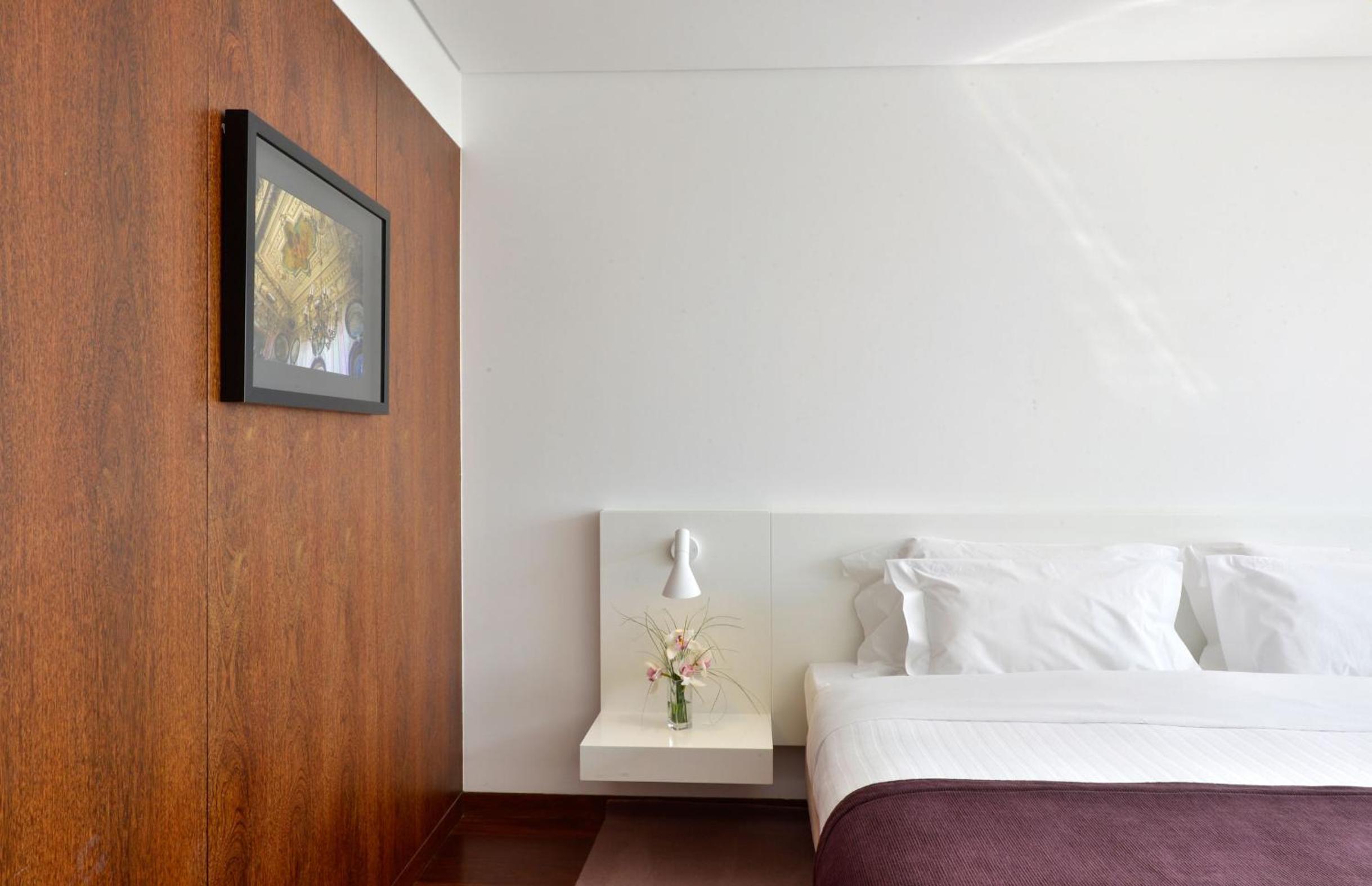 Room, Double or Twin Bed