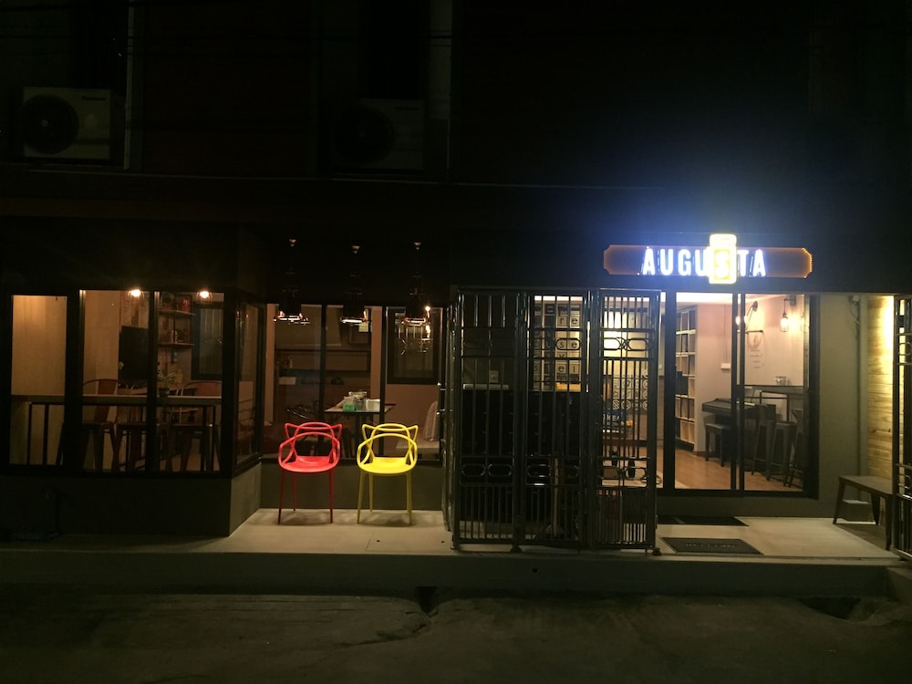 Augusta - Hostel 45/50
