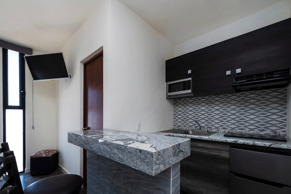 Capital O Hotel Joyma Suites, San Luis 48/53
