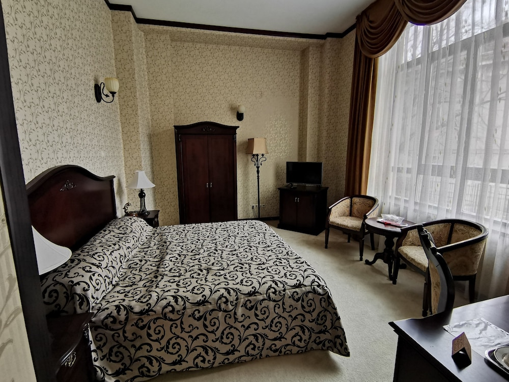 Hotel Carol 14/42
