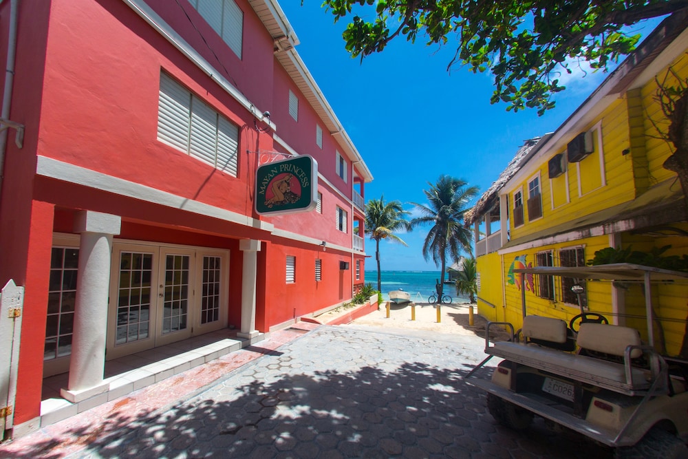 Mayan Princess Hotel 46/50