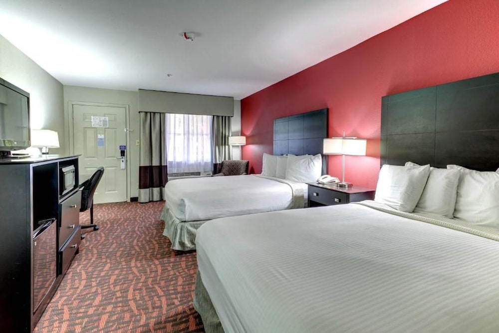 Motel6 Arlington, TX 32/58