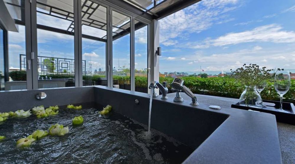 Riva Arun Bangkok 25/73