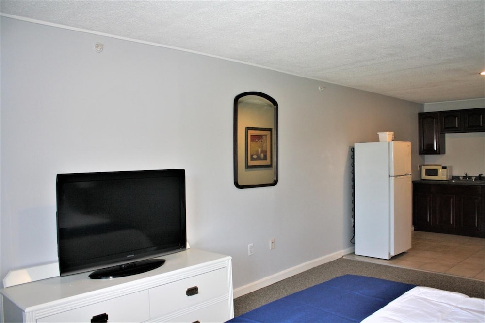 Travelodge By Wyndham Tilton Lake Winnisquam 19/22