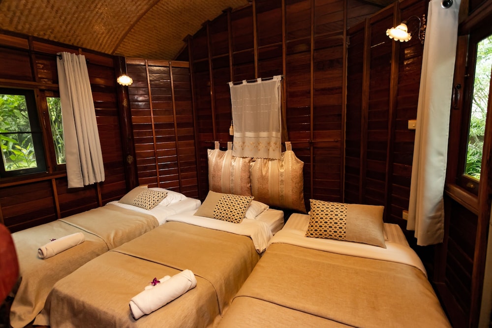 Kaengkrachan Boathouse Paradise Resort 33/78