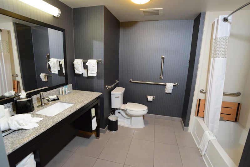 Hampton Inn And Suites Albany 32/32
