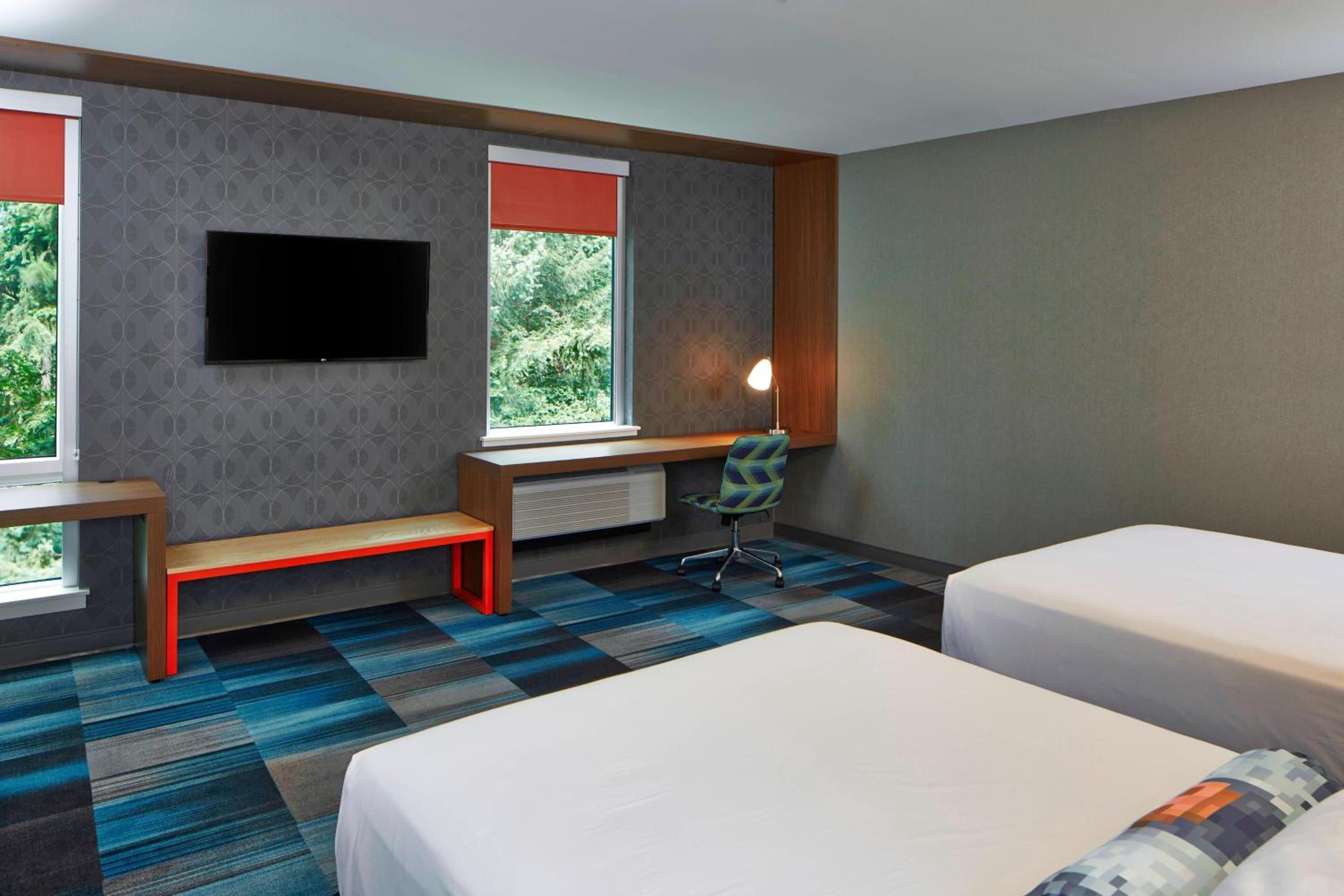 Aloft, Guest Room, 2 Queen Beds، ALOFT SEATTLE REDMOND 3/10
