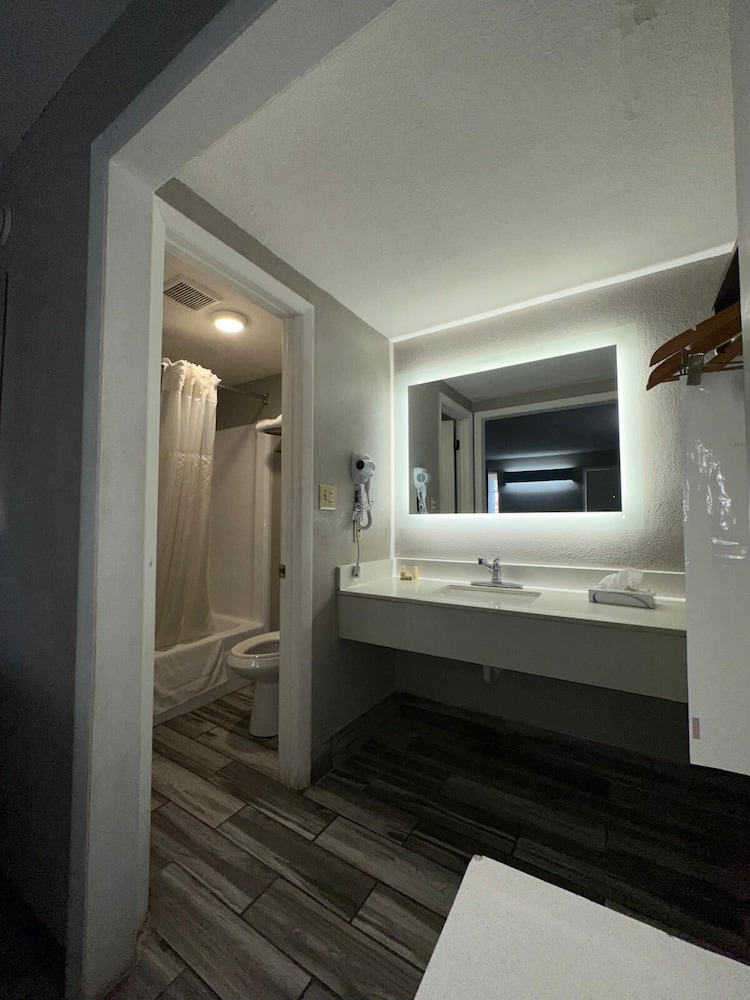 Jameson Inn Winder 56/60