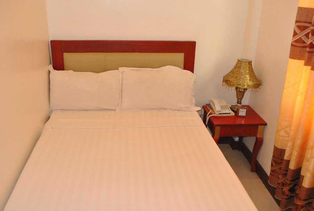 Dragon Home Inn 17/27