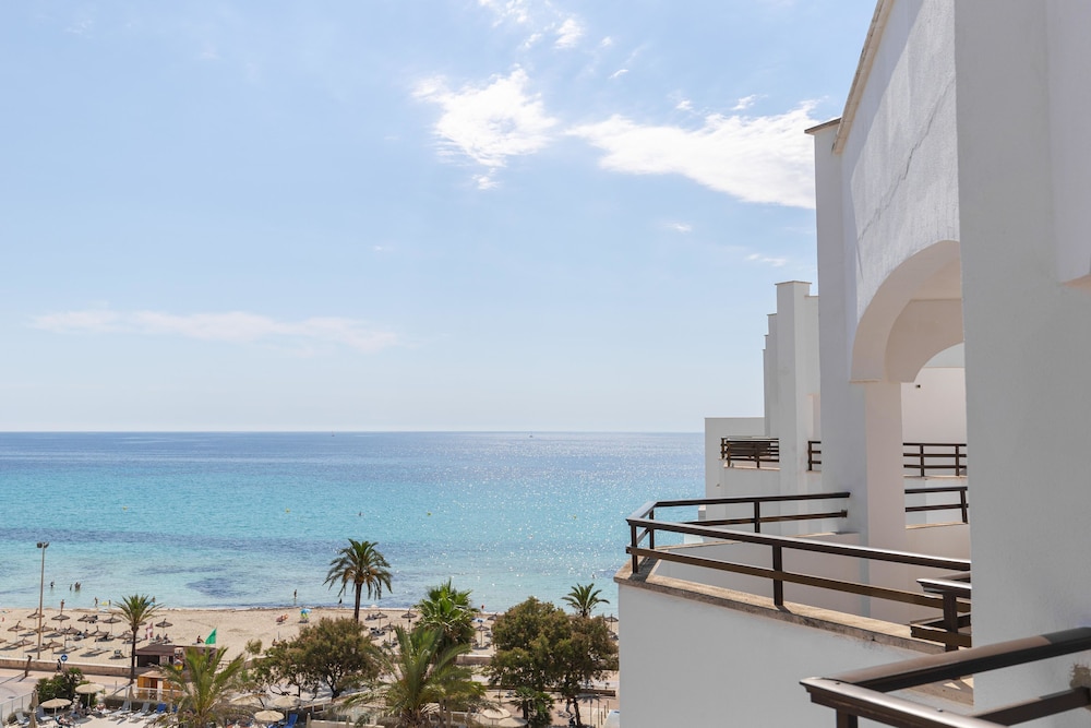 R2 Cala Millor Beach Apartment 45/50