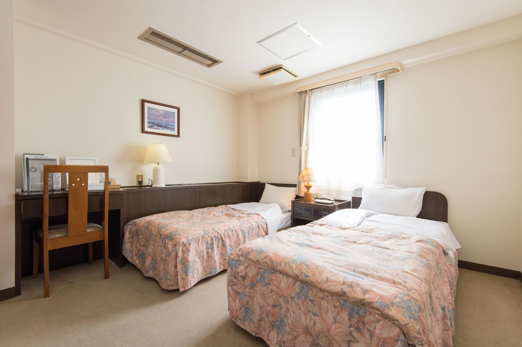 Suzuka Royal Hotel 18/35