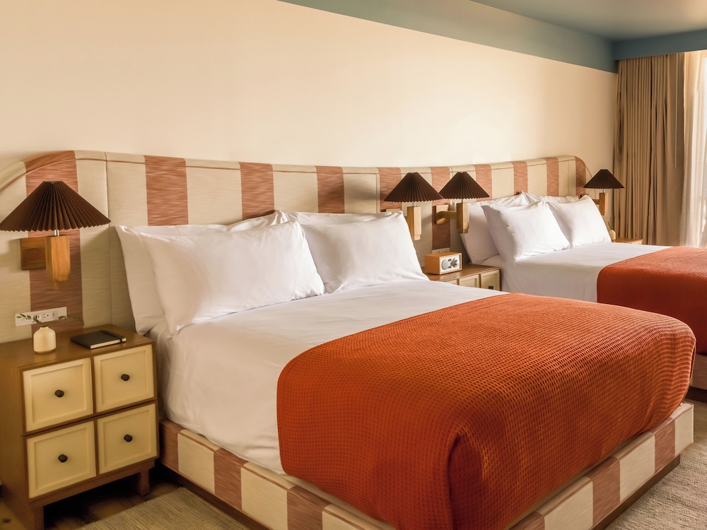 Room, 2 Queen Beds, Ocean Front, Accessible