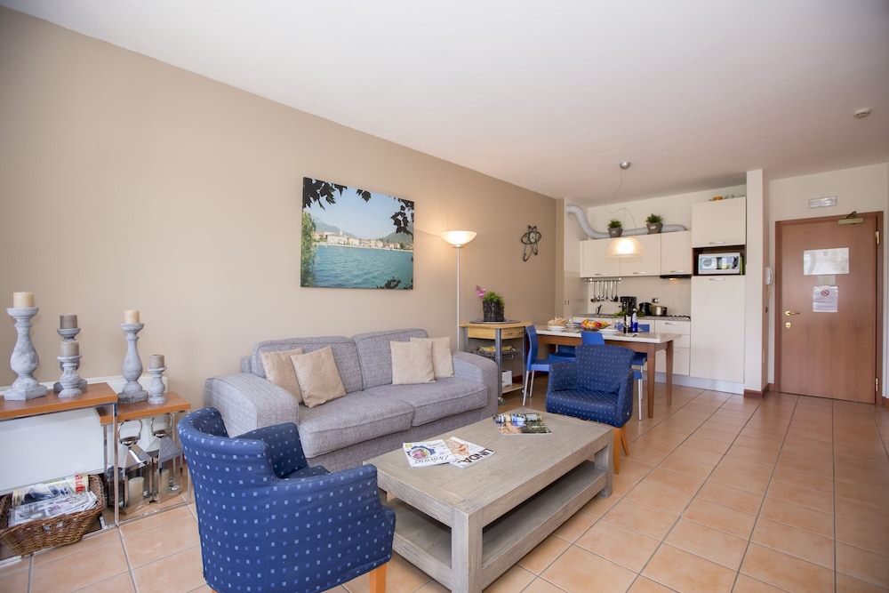 RESIDENZA PORTO LETIZIA 42/50
