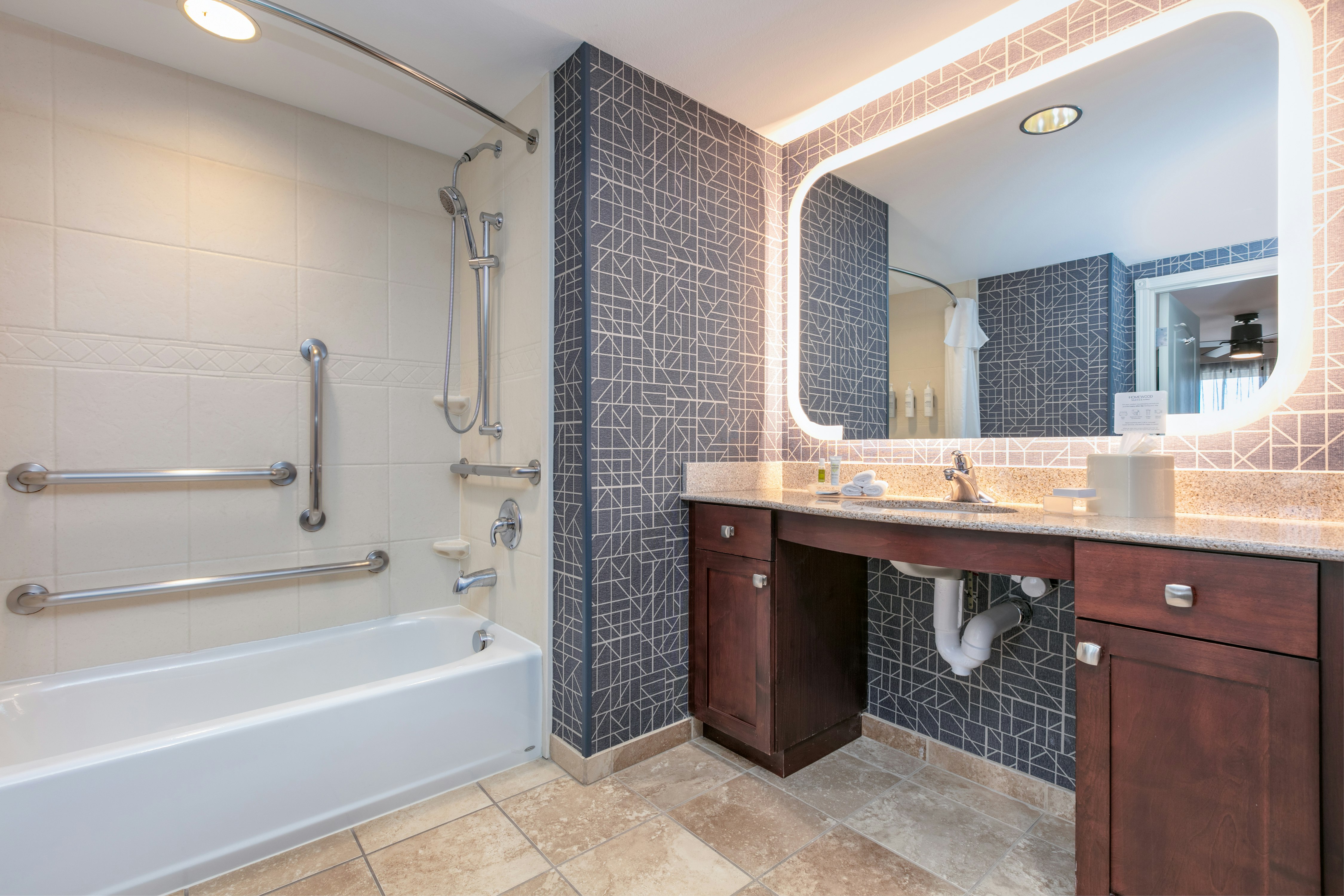 جناح بسرير كينج لذوي الإعاقة، Homewood Suites by Hilton Rock Springs 2/3