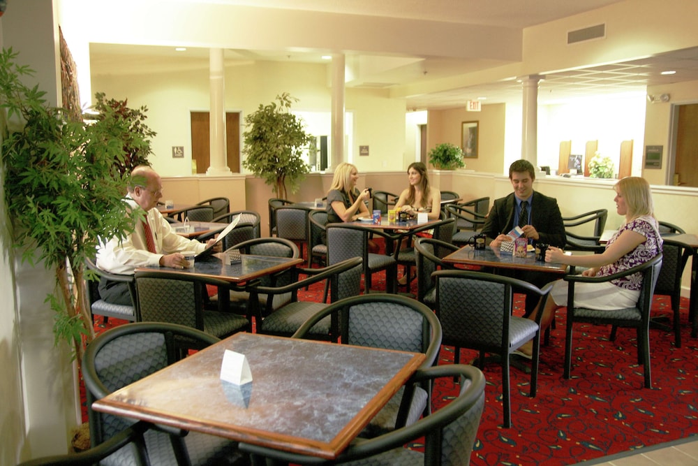 Hampton Inn Jefferson City at Capital Mall 31/43