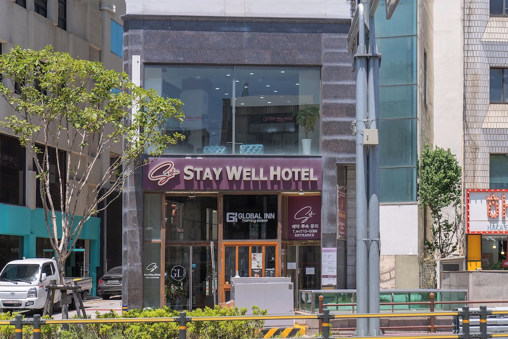 Staywell Hotel 6/50