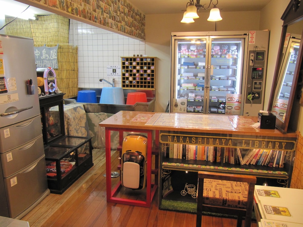 Dyeing And Hostel Nakashimaya - Caters To Women 38/55