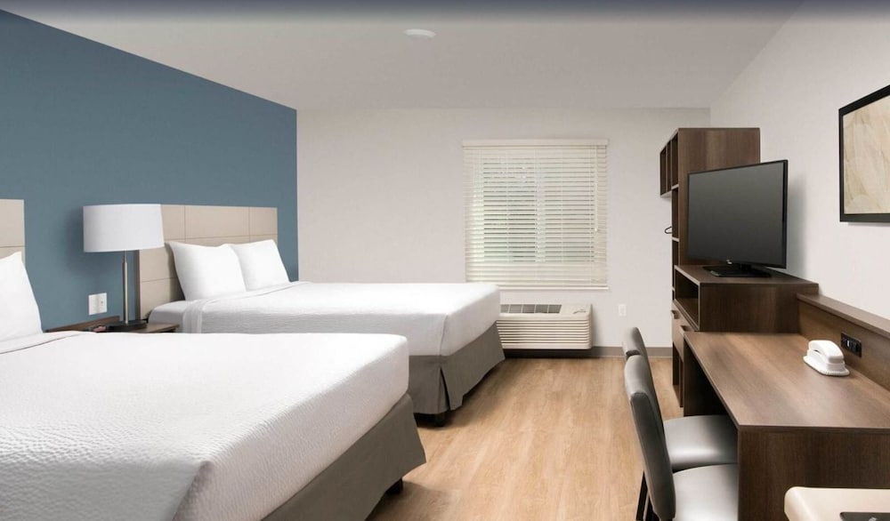 WoodSpring Suites Houston IAH Airport 15/48