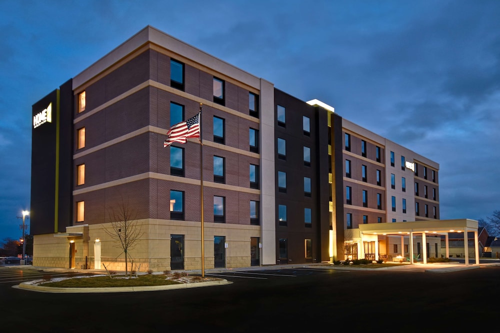 Home2 Suites by Hilton Bowling Green, OH image