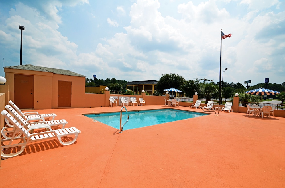 Sleep Inn Savannah Gateway I-95 17/39