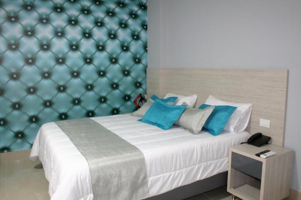 STANDARD, DOUBLE BED