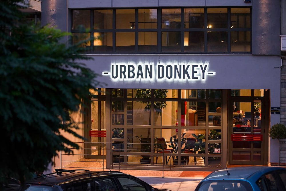 Urban Donkey 2/50