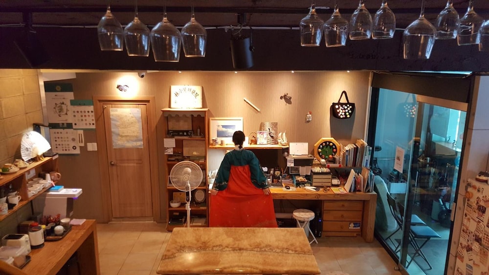 Nearest Guesthouse In Jeonju Hostel 28/48