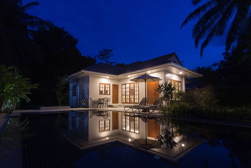 Alisea Pool Villas 6/65