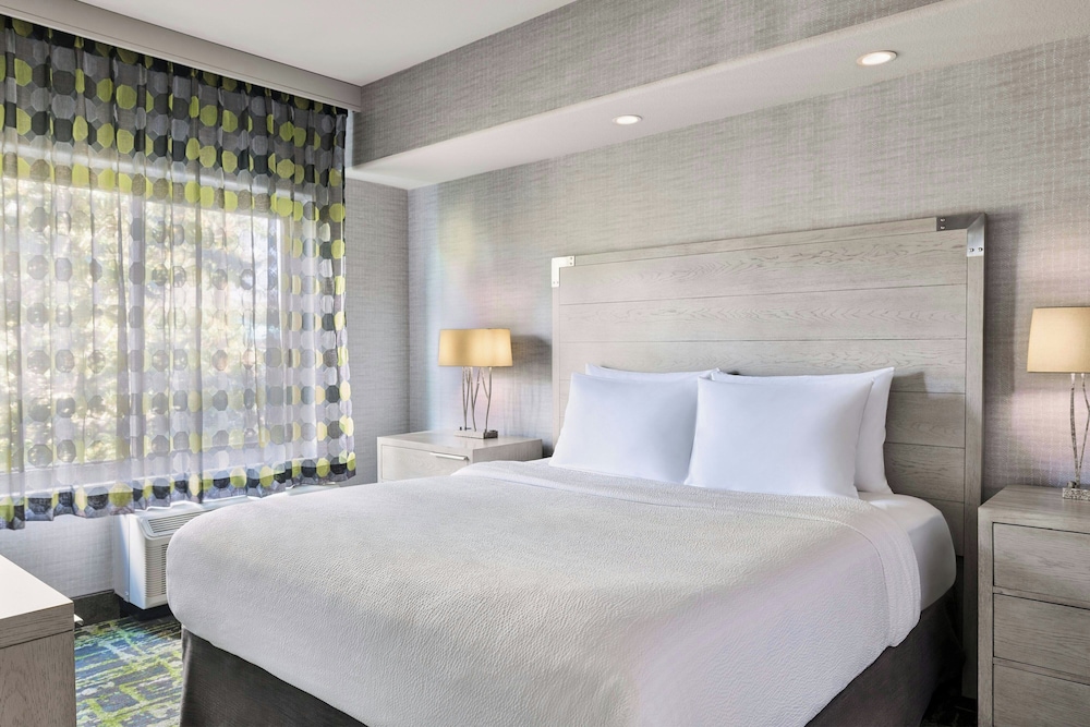1 Bedroom, Suite