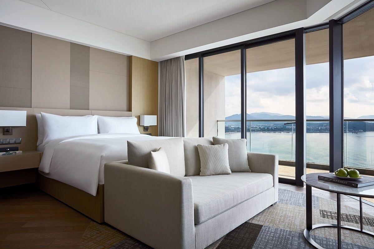 Fabulous, King Bed, Ocean Front, Smoking