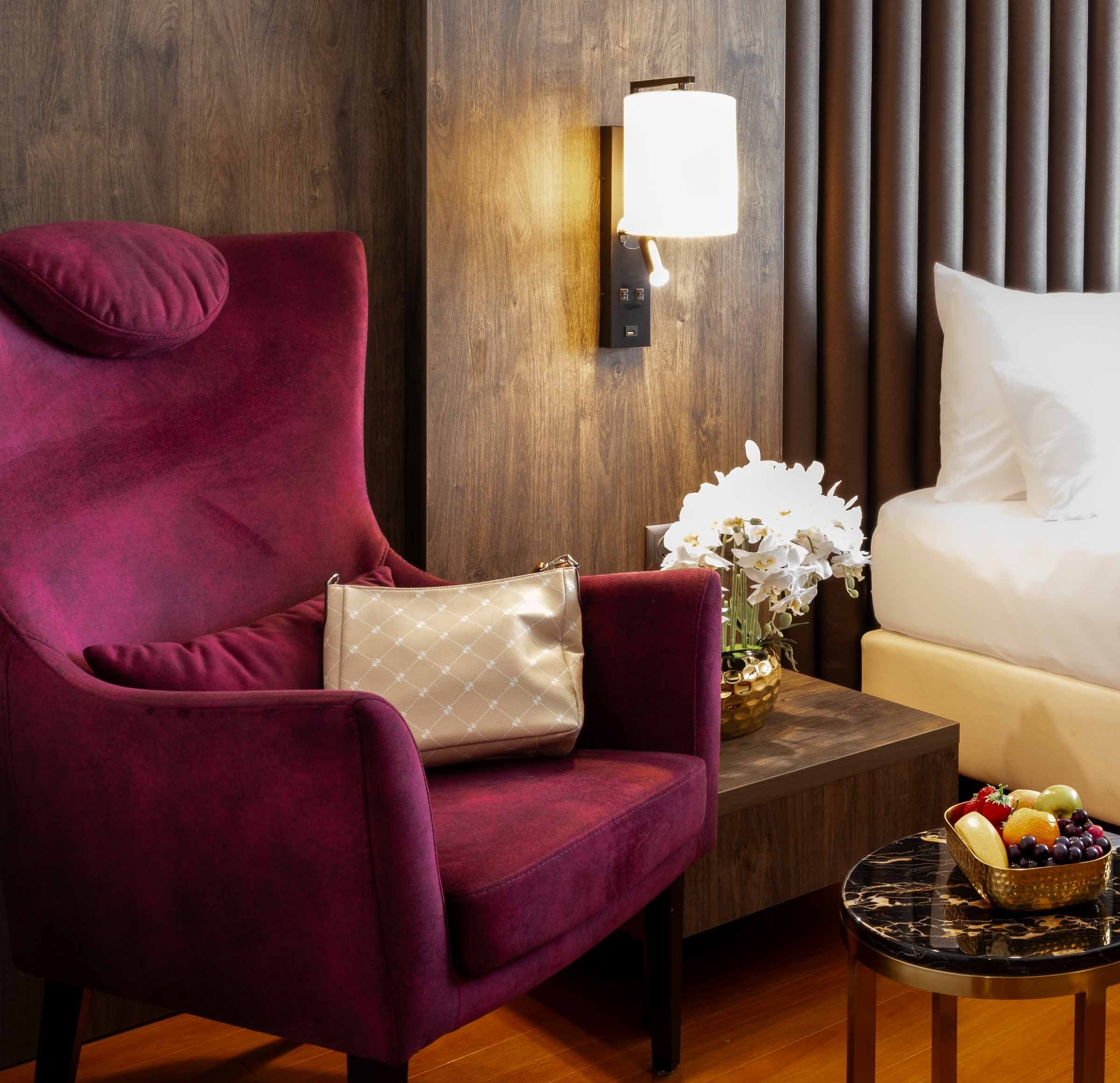 COMFORT, DOUBLE BED
